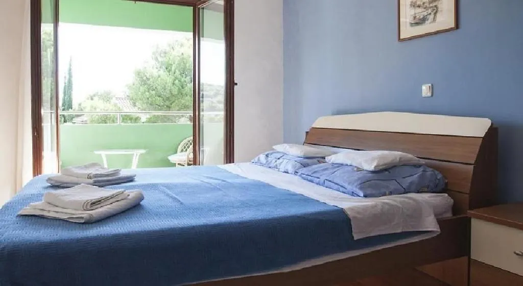 Apartment In Zdrelac With Sea View, Balcony, Air Conditioning, Wi-Fi