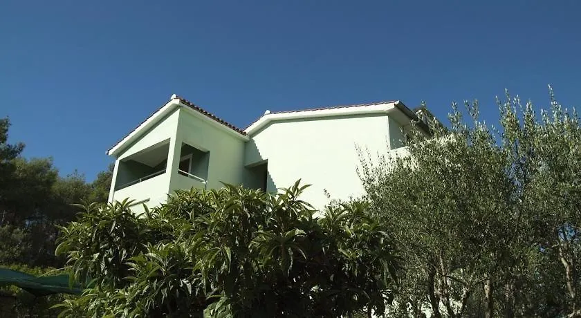 Apartment In Zdrelac With Sea View, Balcony, Air Conditioning, Wi-Fi