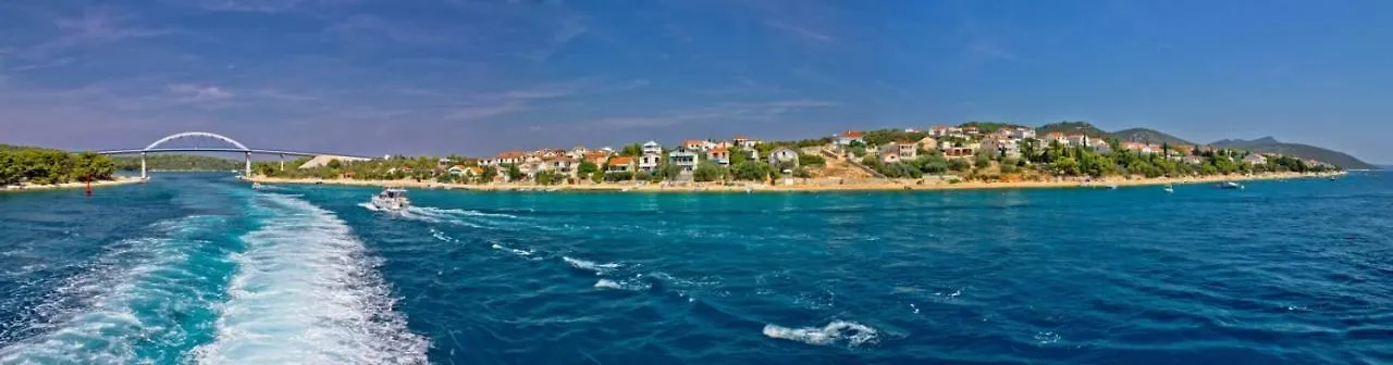 Apartment In Zdrelac With Sea View, Balcony, Air Conditioning, Wi-Fi 0*,  Croatia
